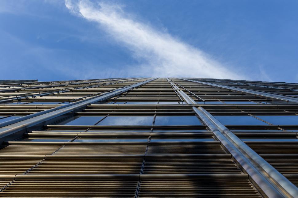 Free Image of Towering Building With Numerous Windows 