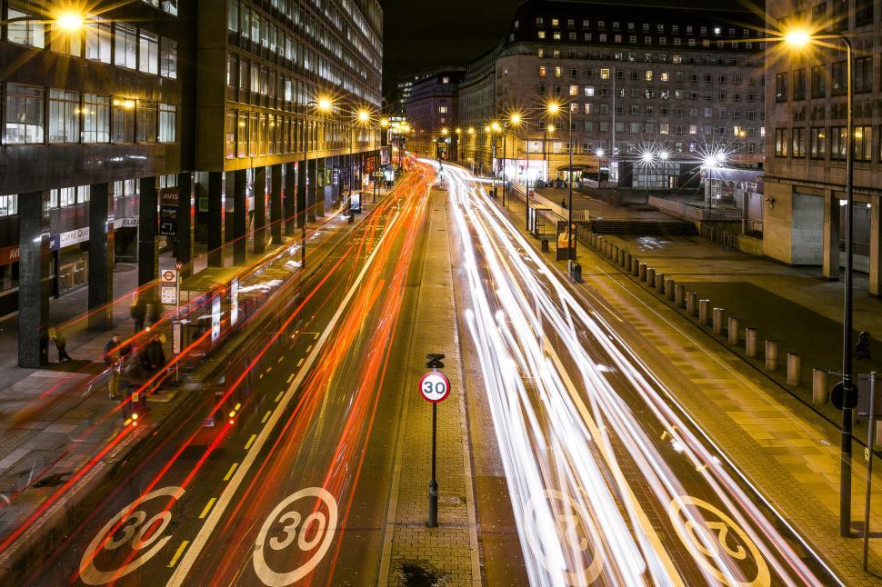 Free Image of Bustling City Street Filled With Traffic at Night 