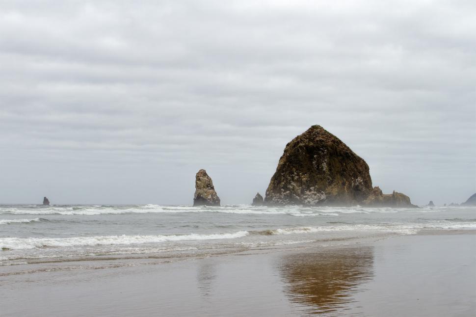 Free Image of Haystack Rock  