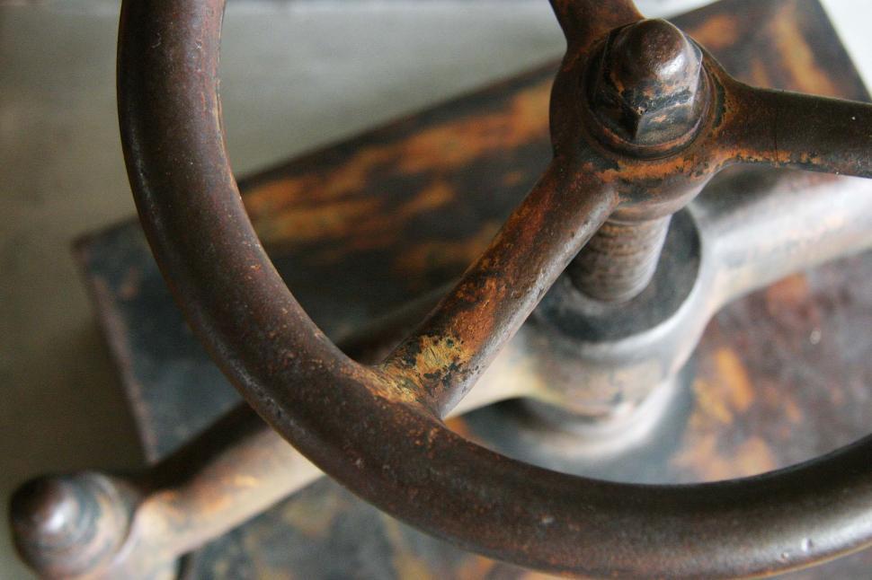 Free Image of Handle of ledger press 