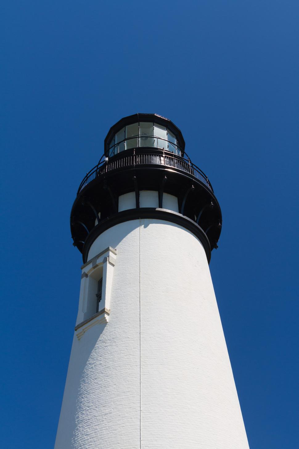 Free Image of Lighttower 