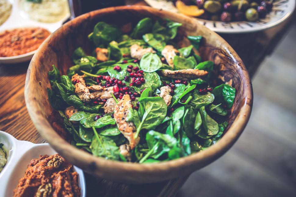 Free Image of Wooden Bowl Filled With Green Salad 