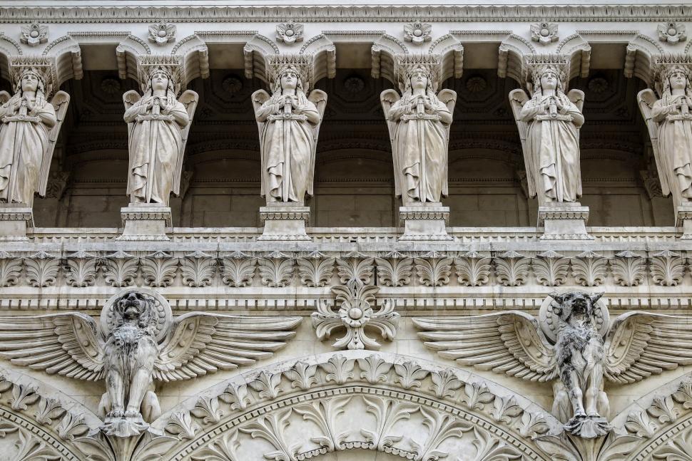 Free Image of Statuary at the Lyon Cathedral 