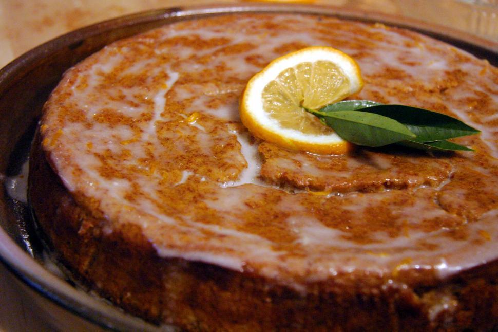Free Image of Glazed cake 