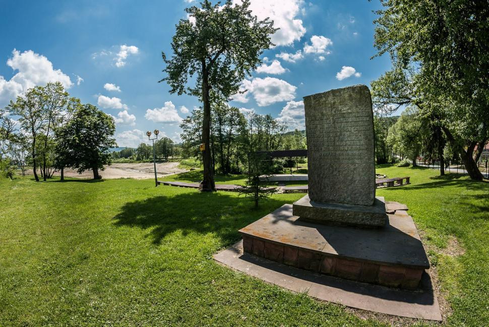 Free Image of Monument Standing Proud in Grassy Field 