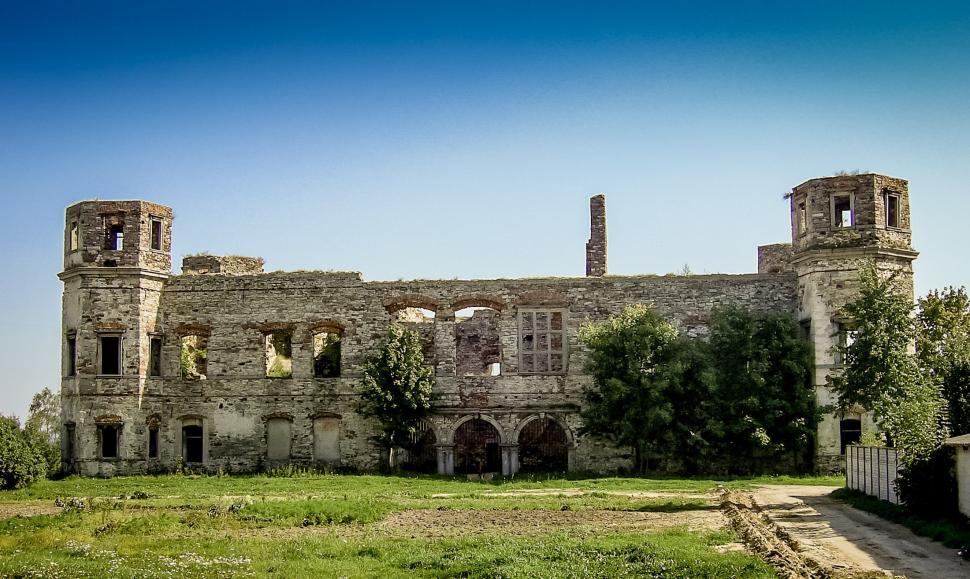 Free Image of Old Building With Many Windows 