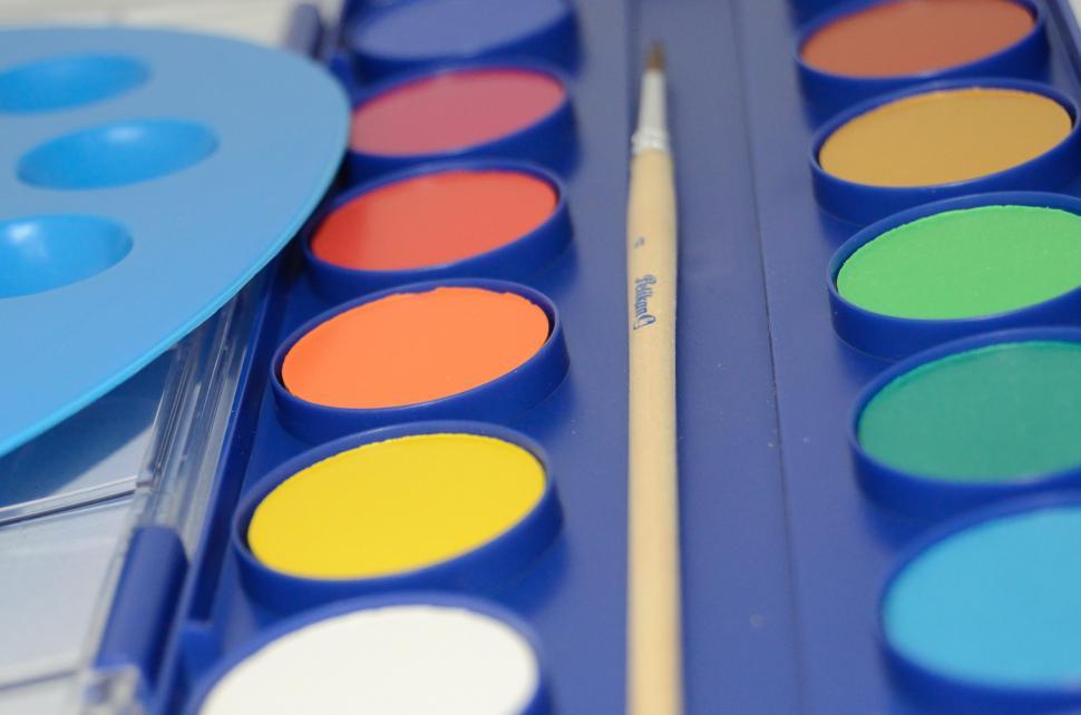 Free Image of Close Up of a Bunch of Paint Brushes 