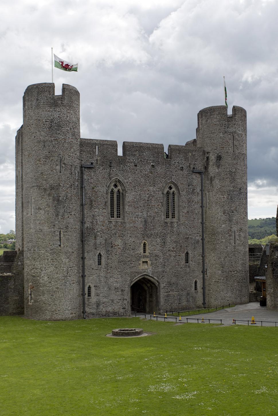 Free Image of Caerphilly castle  