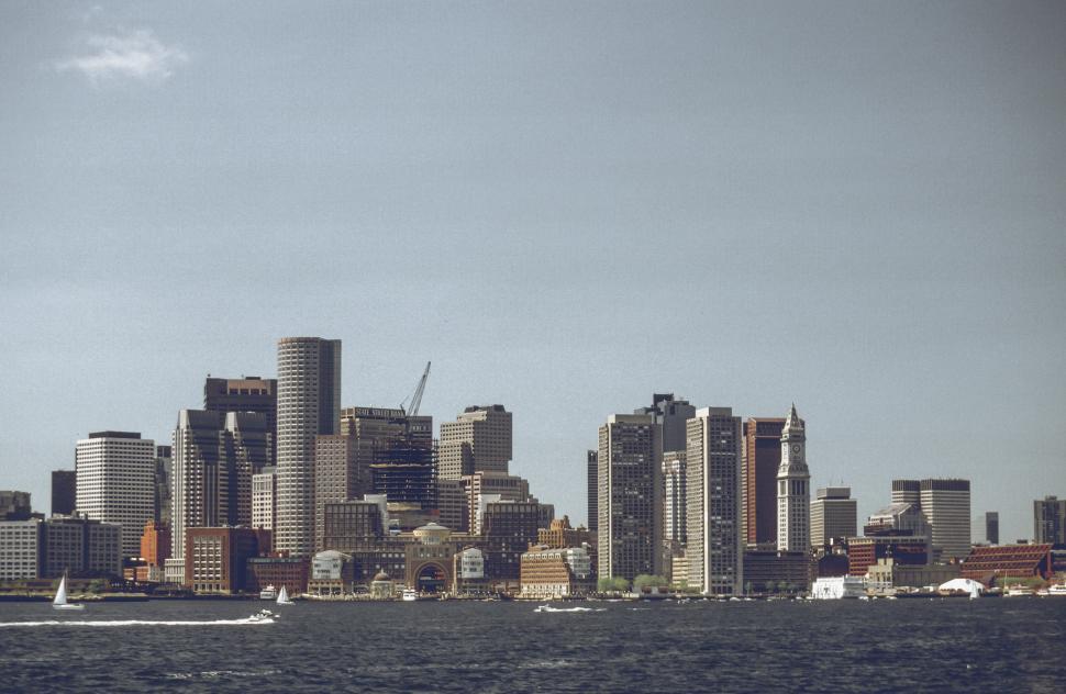 Free Image of Boston from Charles river 