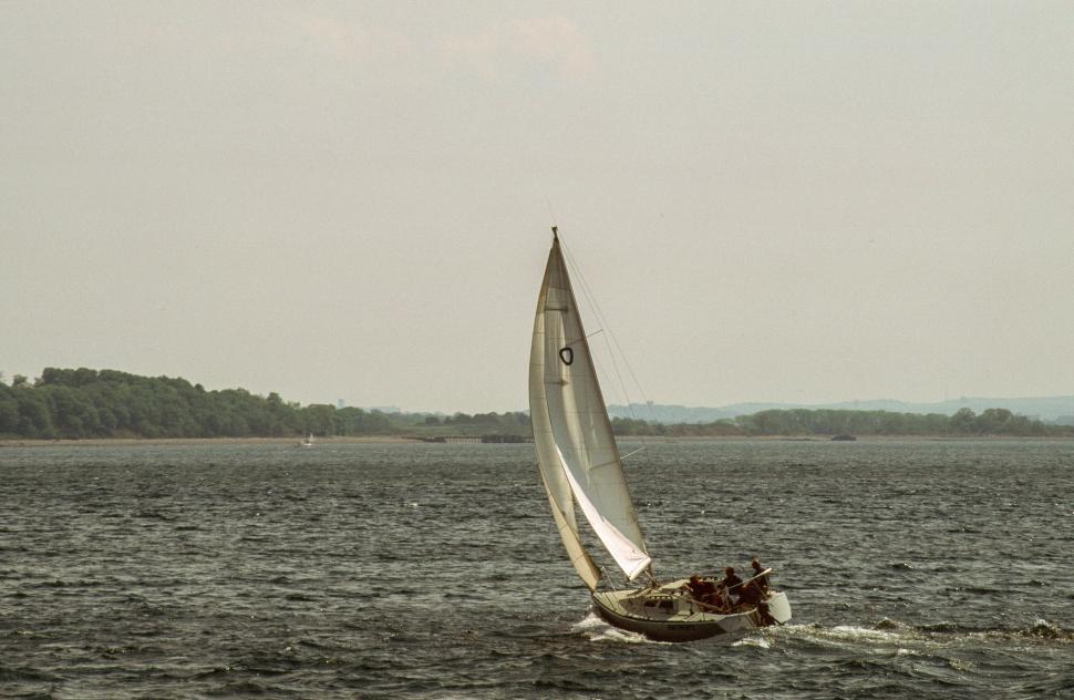 Free Image of Sailboat in Charles river 
