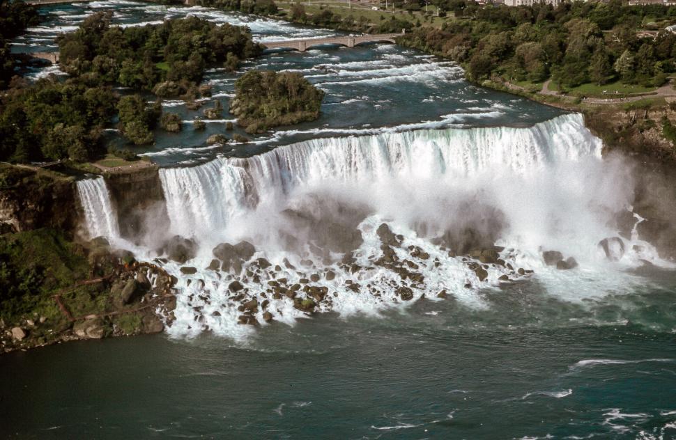 Free Image of American Falls and Bridal Veil Falls 
