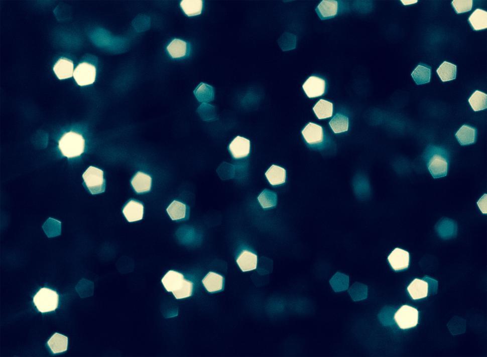 Free Image of Dark background with blurry lights  