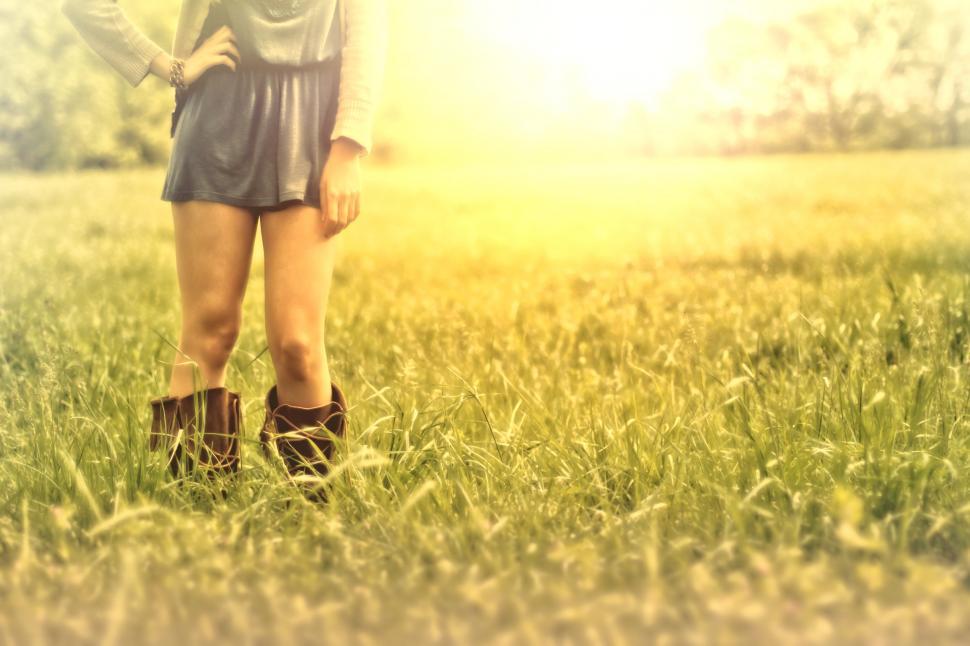 Free Image of Hazy Vintage Looks - Country Girl on the Grass - With Copyspace 