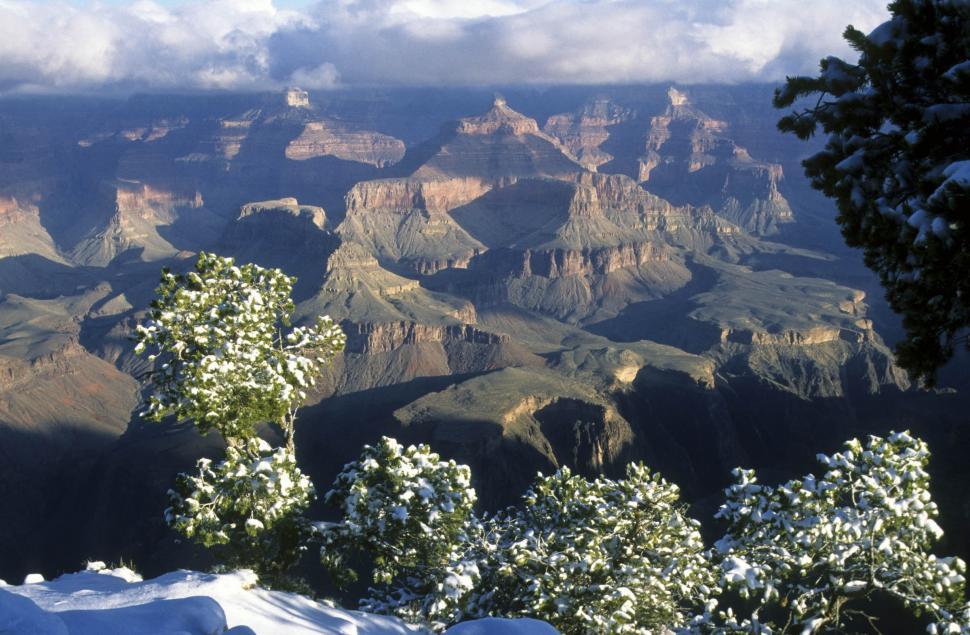 Free Image of Majestic Snow Covered Mountain Range 