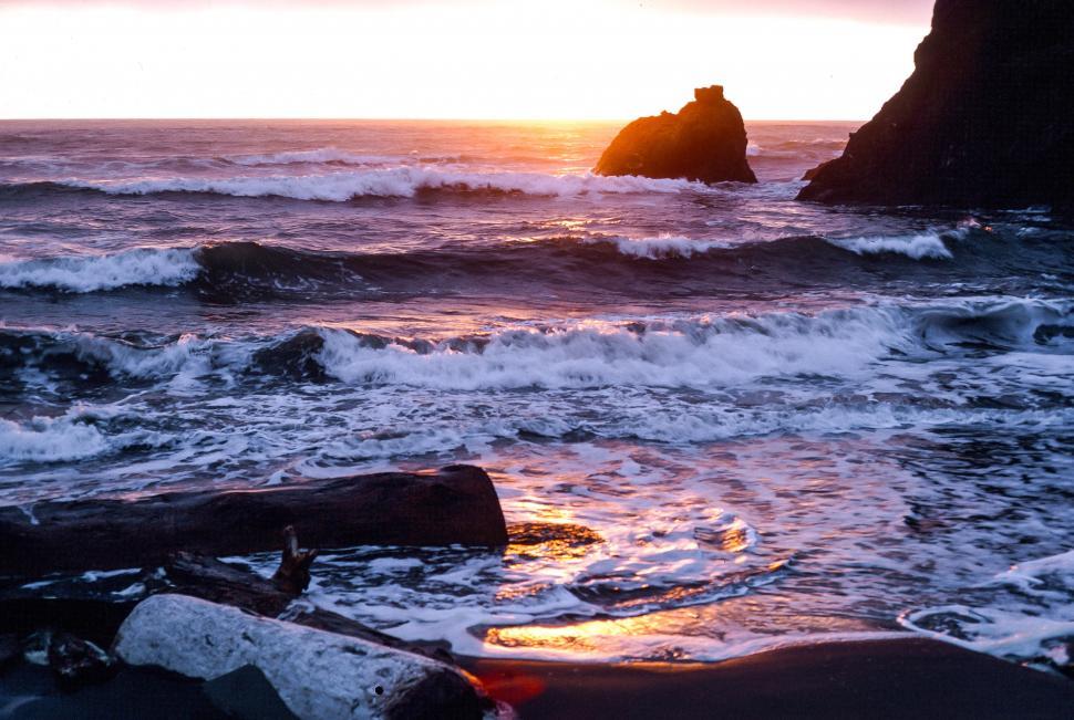 Free Image of Sunset over Samuel H. Boardman State Scenic Corridor 