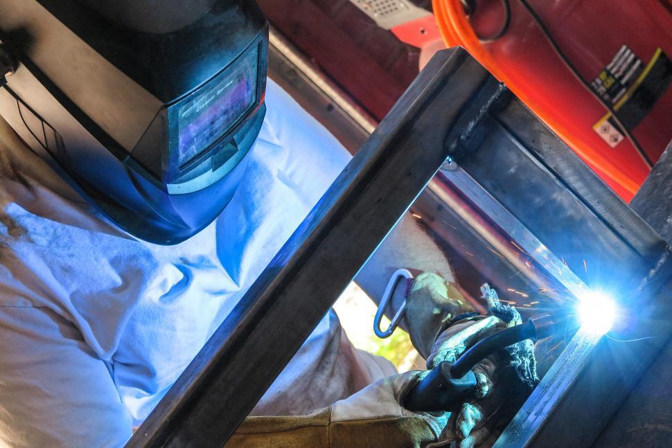 Free Image of Weld glows hot 