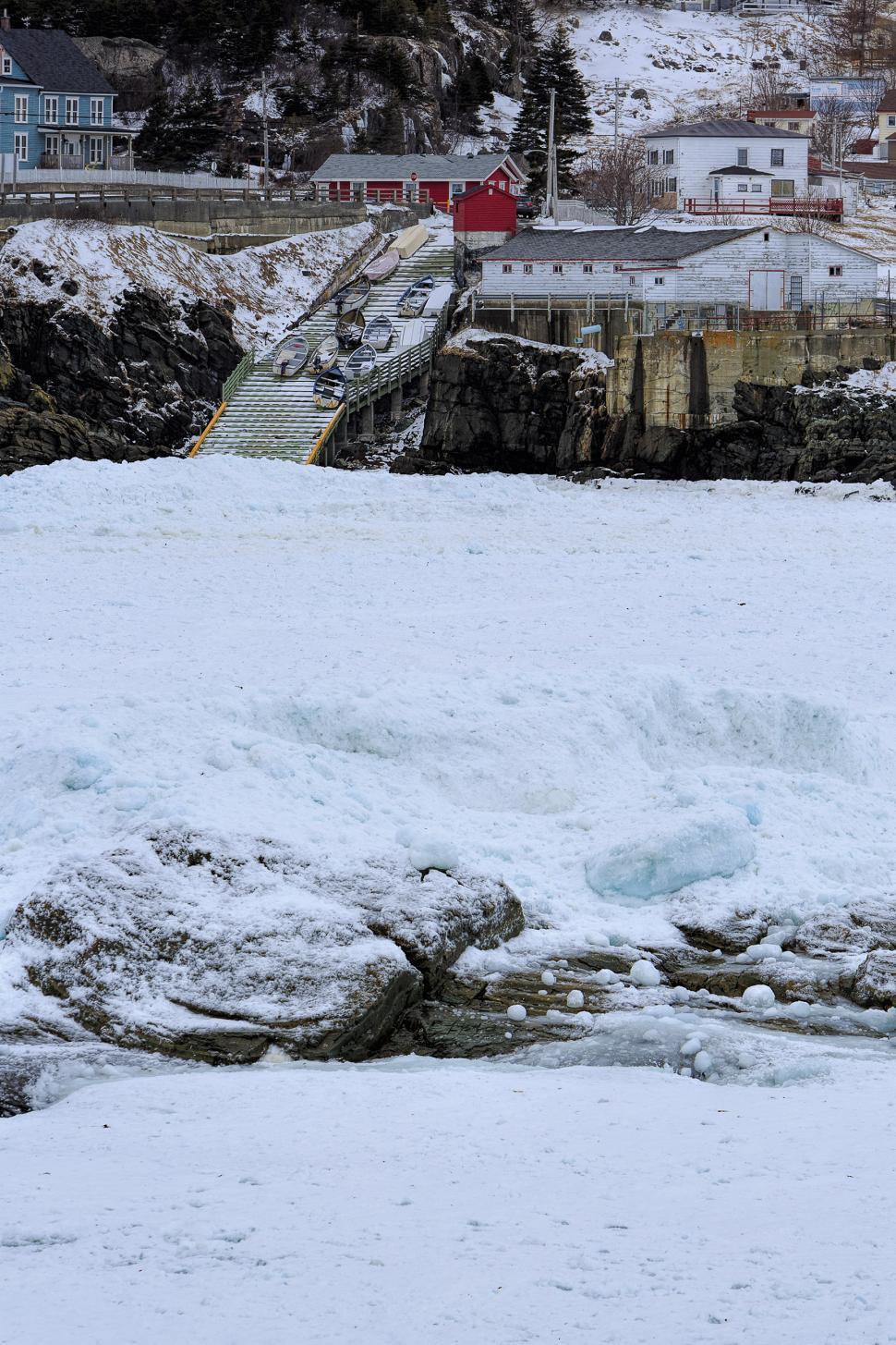 Free Image of Ice and slipway 