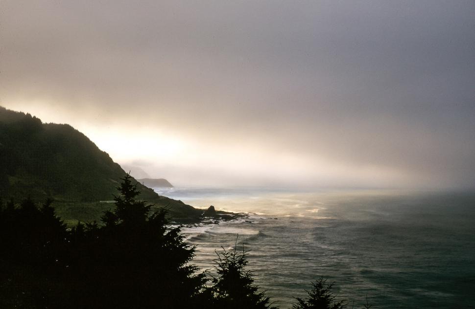 Free Image of Bandon Beach, Oregon, Dramatic 