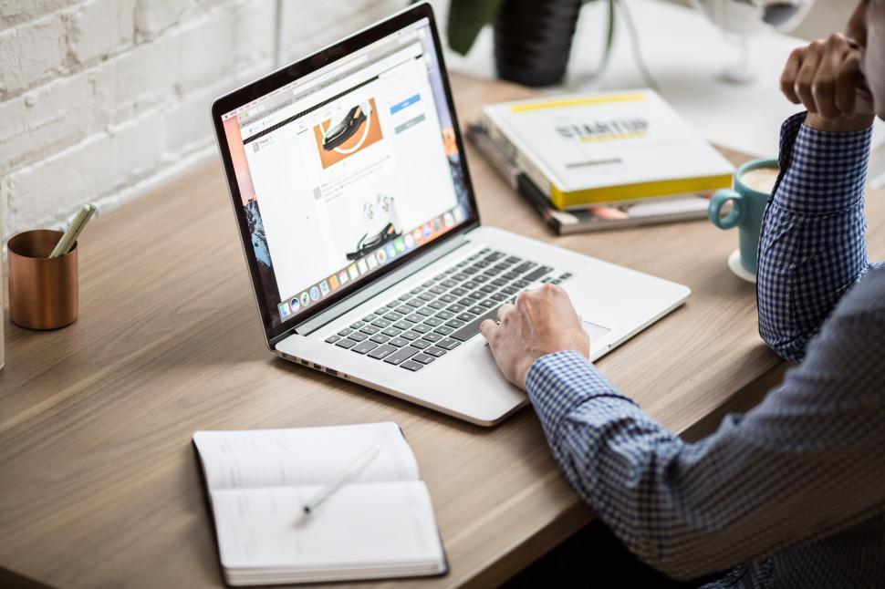 Free Image of Macbook Air On Desk 