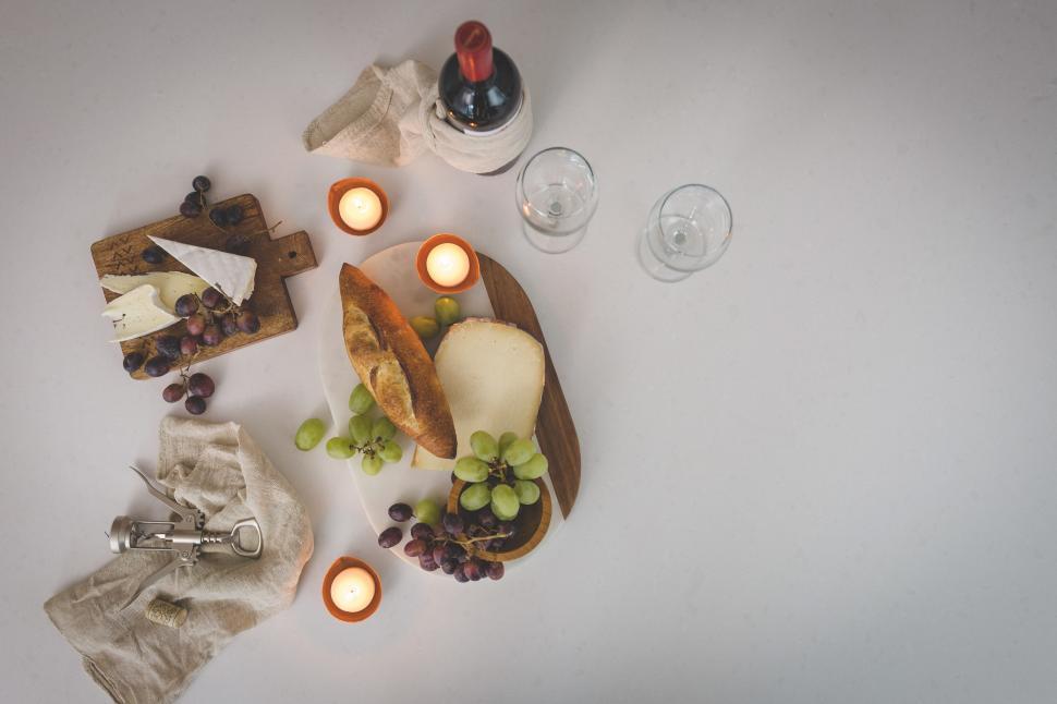 Free Image of Wine And Cheese Party 
