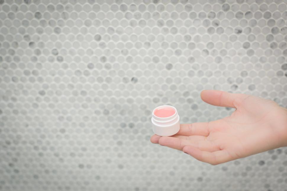 Free Image of DIY Lip Balm 