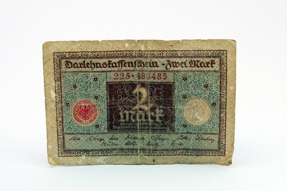 Free Image of Paper Money Featuring a Man 