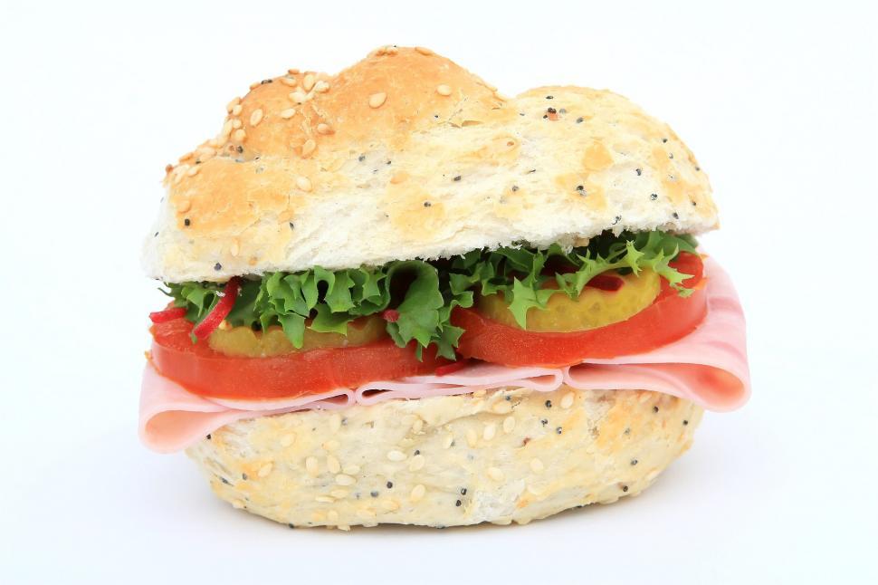 Free Image of Delicious Sandwich With Meat, Lettuce, and Tomatoes 