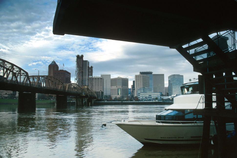Free Image of Boat dock on the River 