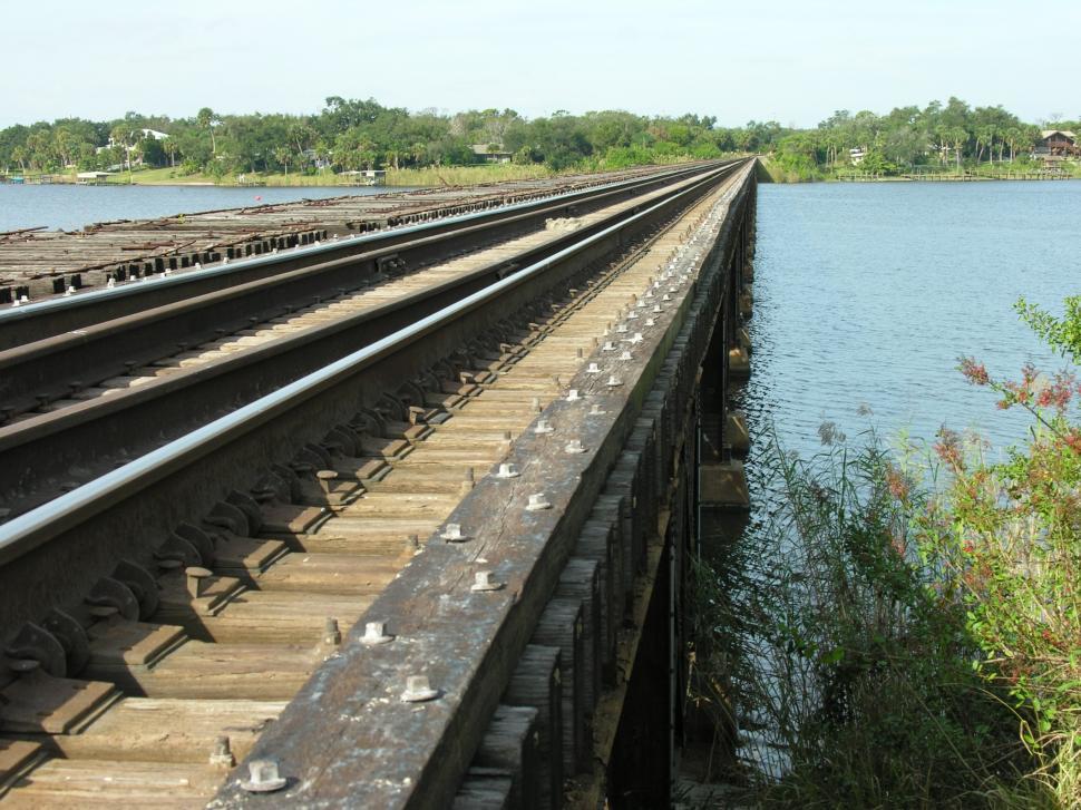 Free Image of Train Tracks 