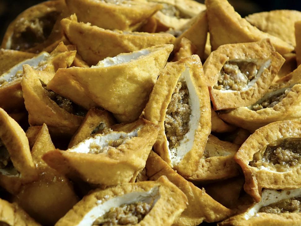 Free Image of Pita Bread Pile on Table 