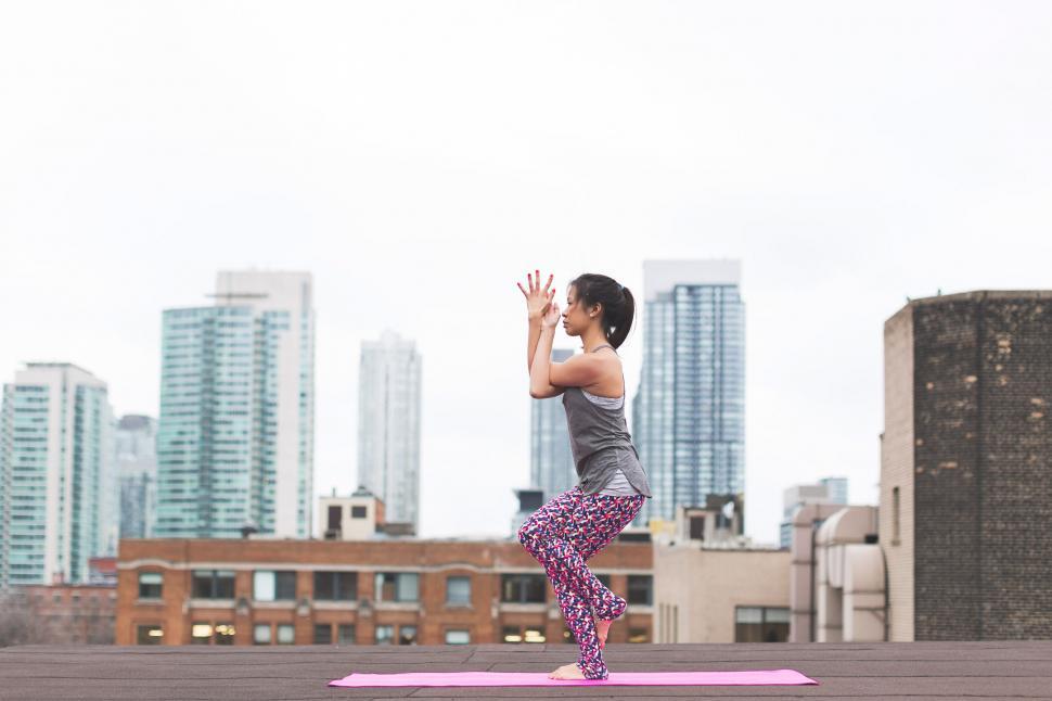 Free Image of Yoga Eagle Pose 