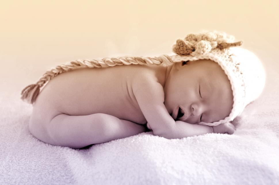 Free Image of Baby Sleeping 