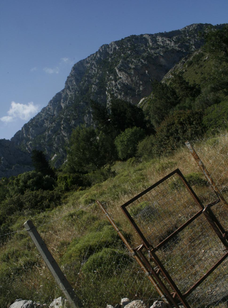 Free Image of Mountain Gate 