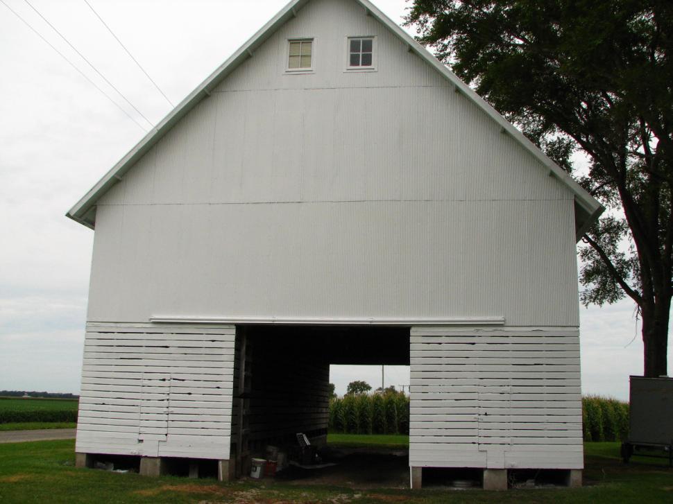 Free Image of Farm Yard 