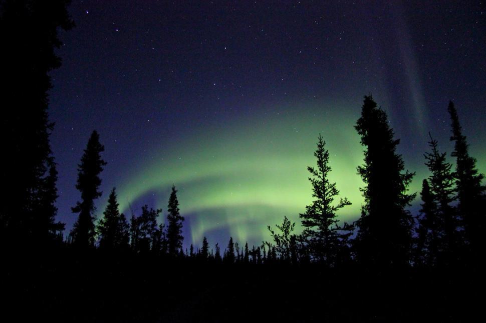 Free Image of Green and Blue Aurora Bore in the Night Sky 