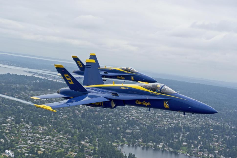 Free Image of Fighter Jets Flying Over City 