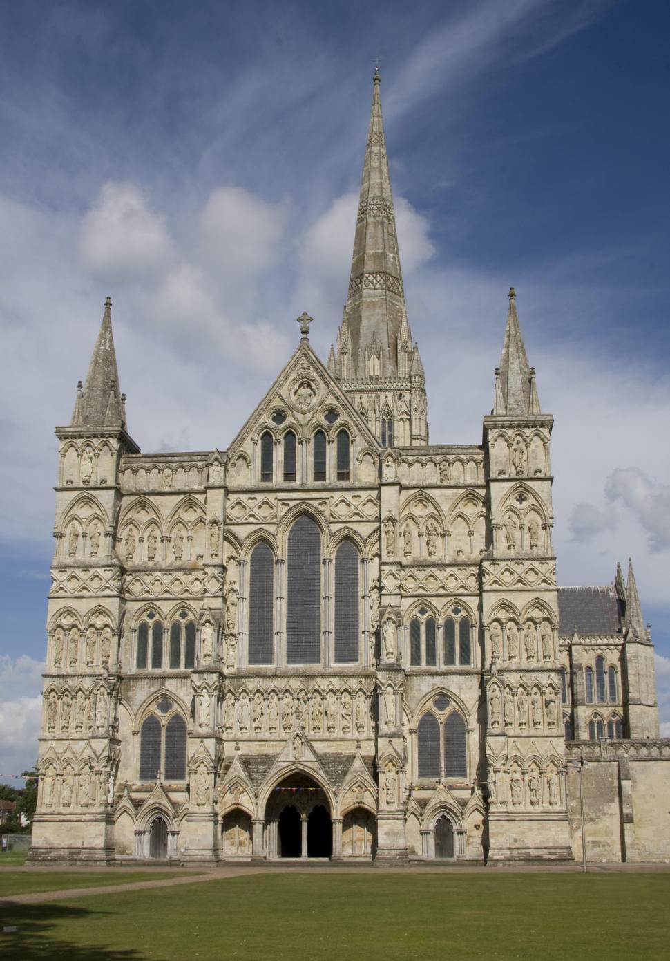 Free Image of Grand Cathedral With Clock Tower 