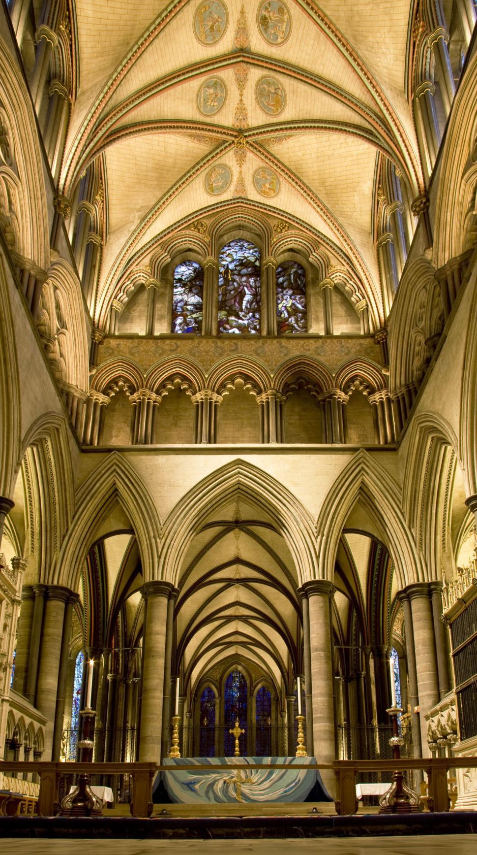 Free Image of Impressive Interior of a Grand Cathedral 