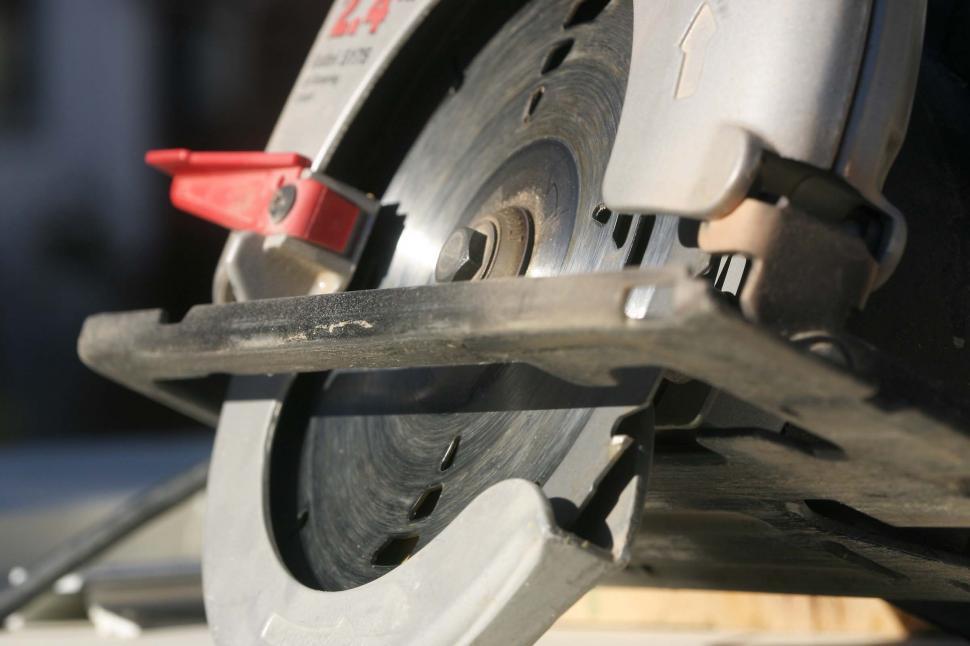 Free Image of Circular saw 