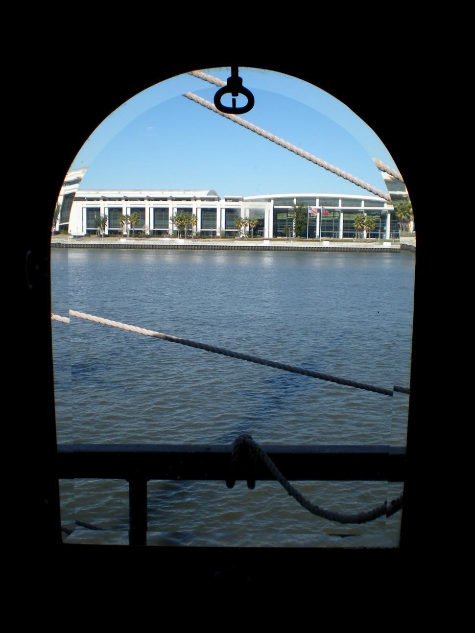 Free Image of Savannah - Peacemaker 