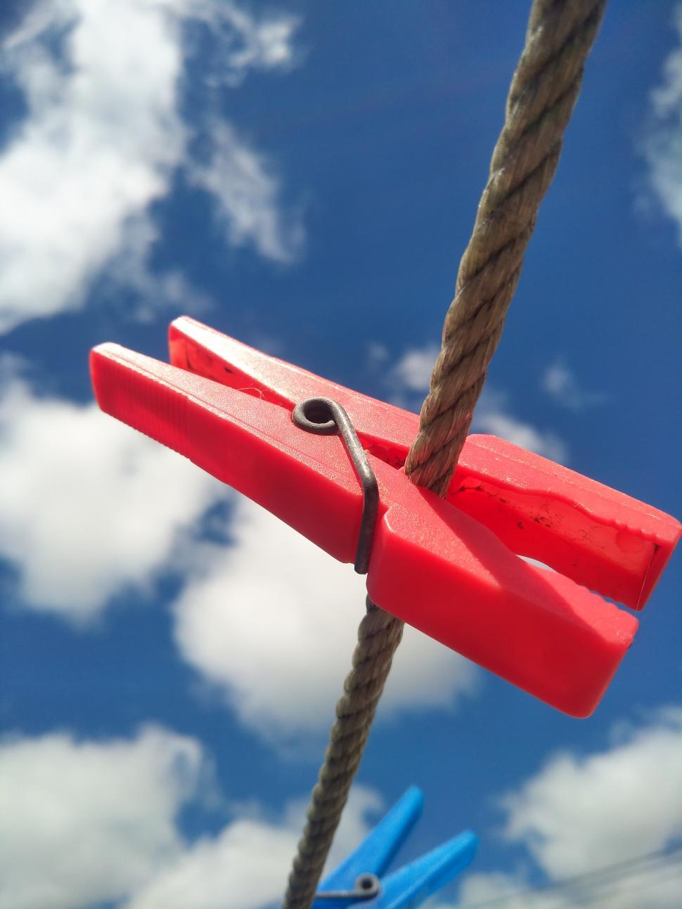Free Image of Pink Clothespin   