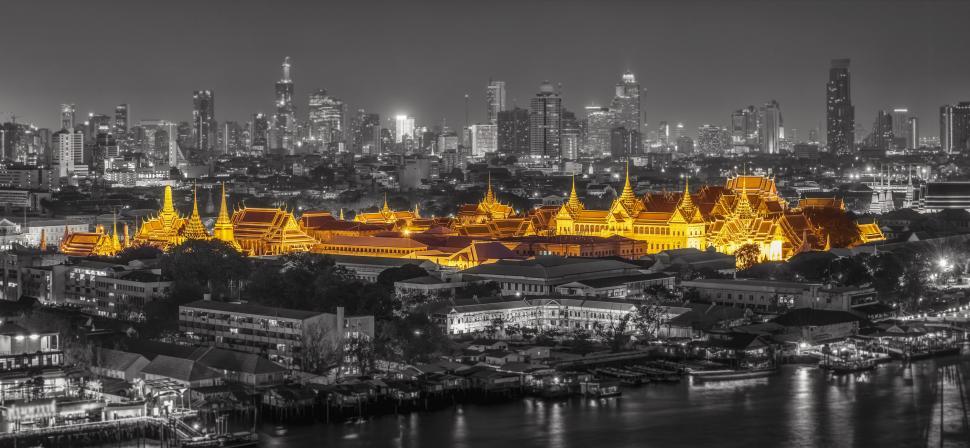Free Image of Night View of Cityscape 