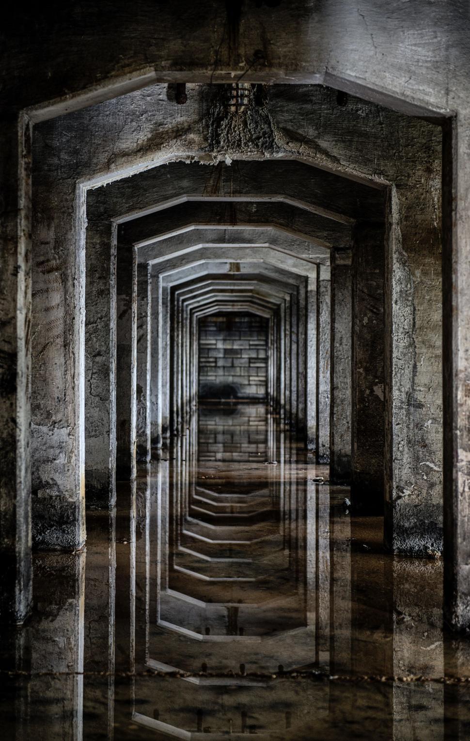 Free Image of Long Monochrome Hallway 