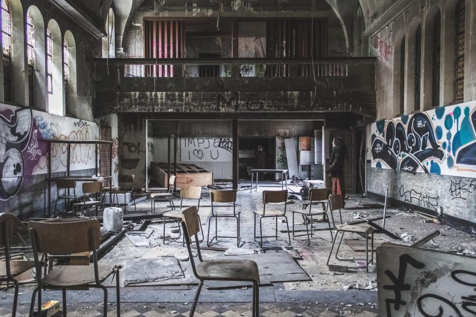 Free Image of Abandoned Building Covered in Graffiti 
