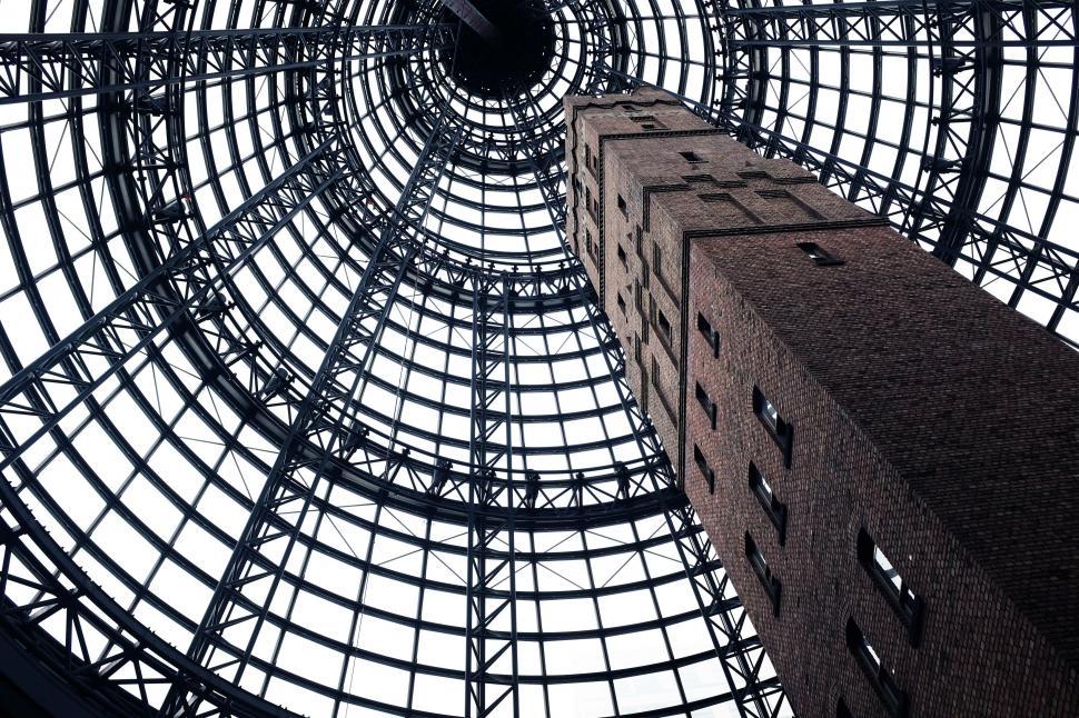 Free Image of Towering Building With High Ceiling 
