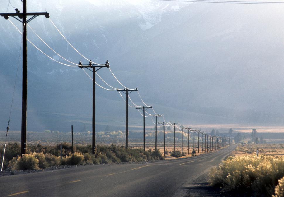 Free Image of long, open highway 