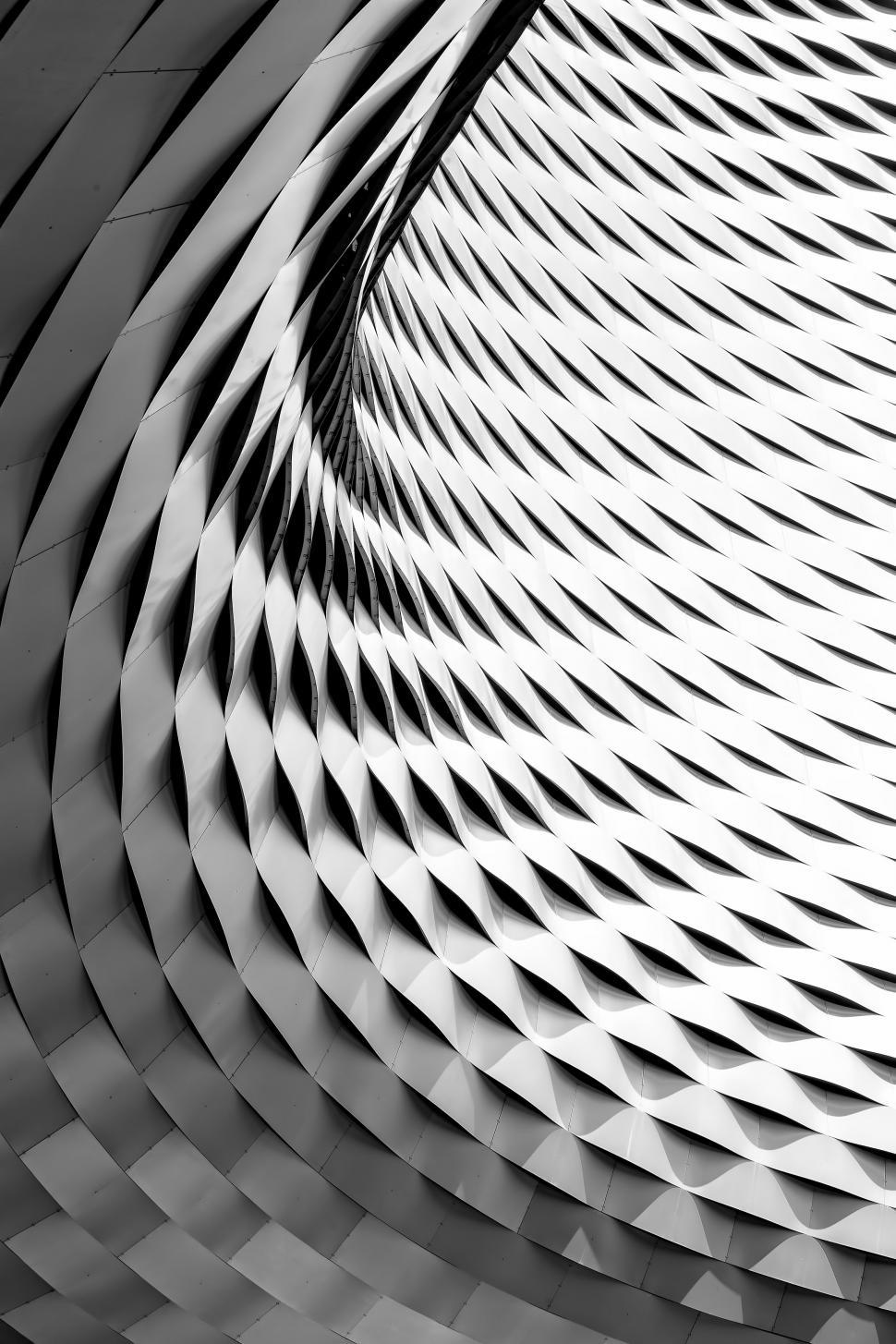 Free Image of Circular Object in Black and White 