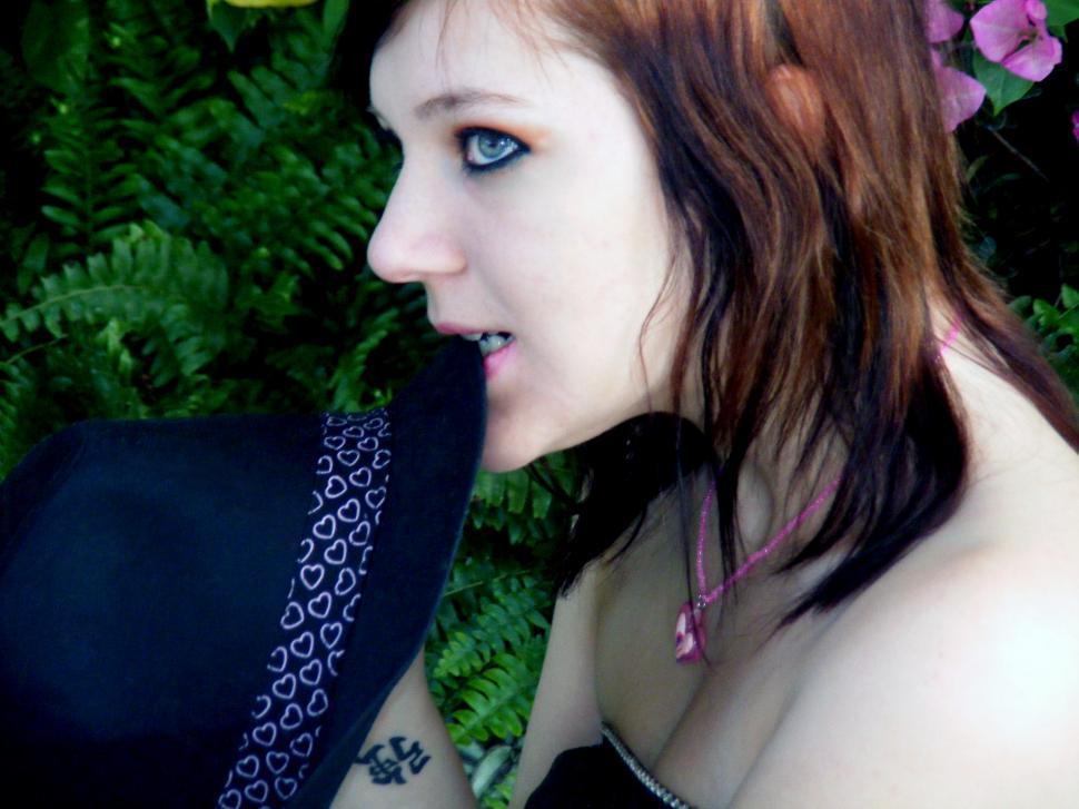 Free Image of girl and fedora 