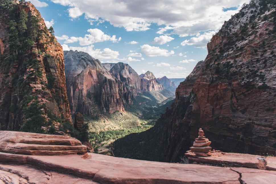 Free Image of Majestic View of Mountains and Valleys 