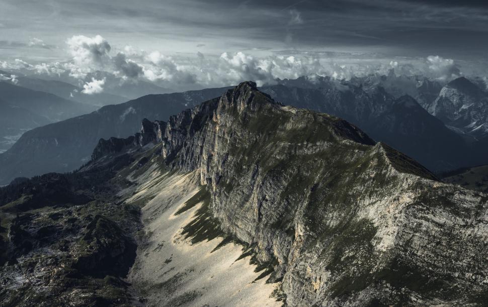 Free Image of Majestic Mountain Range in Black and White 